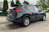 Used 2017 Nissan Rogue SV image 3