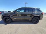 Used 2017 Jeep Grand Cherokee Laredo 75th Anniversary image 2