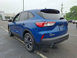 Used 2022 Ford Escape SE w/ SE Sport Appearance Package image 4