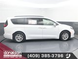 Used 2022 Chrysler Pacifica Touring-L image 2