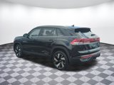 Used 2024 Volkswagen Atlas Cross Sport SE image 3