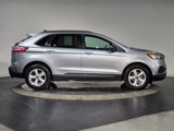 Used 2020 Ford Edge SE image 3