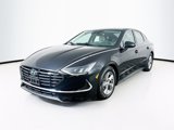 Used 2021 Hyundai Sonata SE w/ Preferred Accessory Package image 3