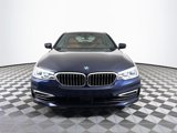 Used 2019 BMW 530e xDrive w/ Executive Package image 2