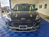 Used 2022 Ford Escape SE w/ Cold Weather Package image 2