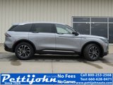 New 2025 Lincoln Nautilus Premier image 2