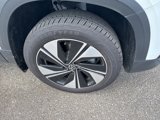 Used 2024 Volkswagen Taos SE image 4