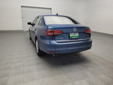 Used 2017 Volkswagen Jetta SEL Premium image 6