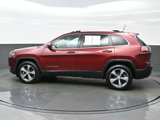 Used 2020 Jeep Cherokee Limited image 3