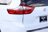 Used 2017 Toyota Sienna LE image 4