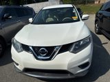 Used 2015 Nissan Rogue S image 2