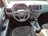 Used 2019 Jeep Cherokee Latitude w/ Popular Appearance Group image 6