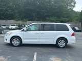 Used 2014 Volkswagen Routan SE image 6