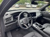 Used 2024 Volkswagen Atlas Cross Sport SE image 3