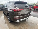 Used 2022 Mitsubishi Outlander SEL image 2