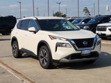 Used 2023 Nissan Rogue SV image 3