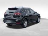 Used 2020 Nissan Rogue SV image 5