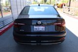 Used 2019 Volkswagen Jetta SEL w/ Cold Weather Package image 5