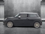 Used 2025 MINI Cooper 2-Door Hardtop image 5