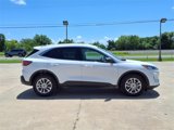 Used 2022 Ford Escape SE image 4