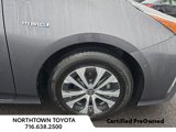 Used 2022 Toyota Prius LE image 2