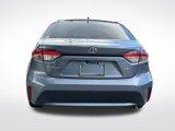 Used 2022 Toyota Corolla LE image 6