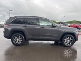 New 2025 Jeep Grand Cherokee Limited image 2