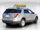 Used 2013 Ford Explorer XLT image 3