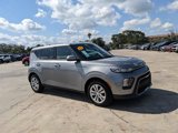Used 2022 Kia Soul LX image 2