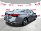 Used 2023 Nissan Altima 2.5 SV w/ SV Premium Package image 3