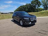 Used 2019 Lincoln Nautilus Premier image 3