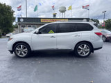 Used 2014 Nissan Pathfinder Platinum image 2