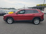 Used 2017 Jeep Cherokee Latitude w/ Comfort & Sound Group image 2