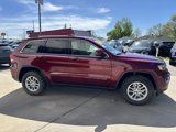 Used 2020 Jeep Grand Cherokee Laredo image 4