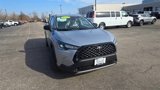 Used 2022 Toyota Corolla Cross L image 2