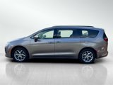 Used 2018 Chrysler Pacifica Touring Plus w/ Tire & Wheel Group image 3