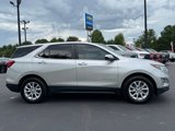 Used 2021 Chevrolet Equinox LT image 2
