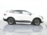 Used 2023 Kia Sportage LX image 4