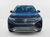 Used 2022 Volkswagen Taos SE image 2