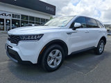 Certified 2022 Kia Sorento LX image 3