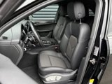 Used 2023 Porsche Macan Turbo image 5