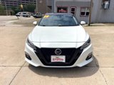 Used 2020 Nissan Altima 2.0 Platinum image 2