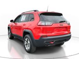 Used 2019 Jeep Cherokee Trailhawk image 3