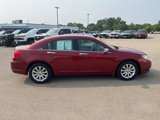 Used 2013 Chrysler 200 Limited image 2
