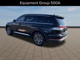 Used 2022 Lincoln Aviator AWD image 4