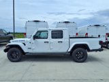 New 2025 Jeep Gladiator Sport image 2