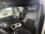 Used 2019 Dodge Grand Caravan SXT image 3