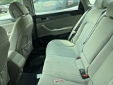 Used 2017 Hyundai Sonata SE image 4
