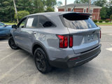 Used 2021 Kia Sorento LX image 3