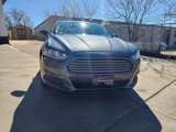 Used 2016 Ford Fusion SE image 2